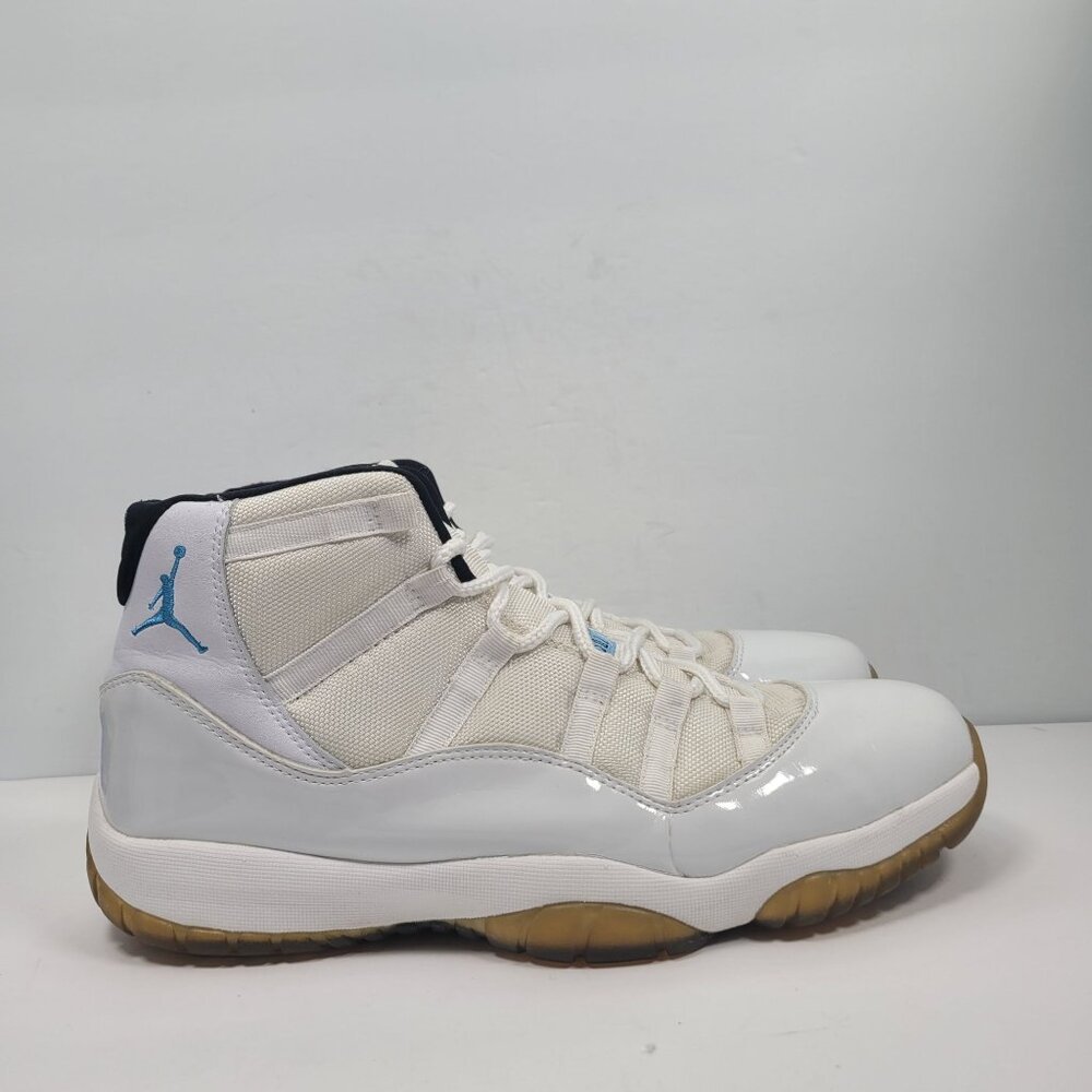 Air Jordan 11 Retro 2005 Mens White Columbia Blue Sneakers 136046-142 US Size 14 - Picture 1 of 8